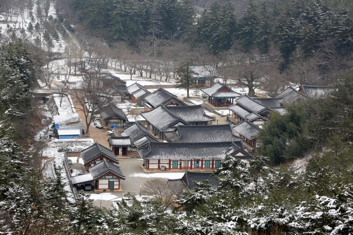 내소사 겨울 여행지 설경